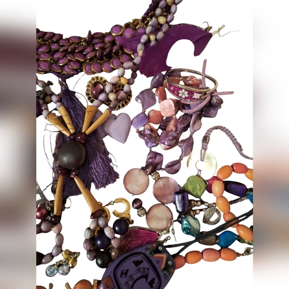Lavender Purple Toned Boho Gypsy Jewelry Bundle Necklaces Bracelets Earrings 22 - Picture 4 of 15